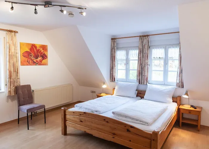 Kranz Daire Lausheim